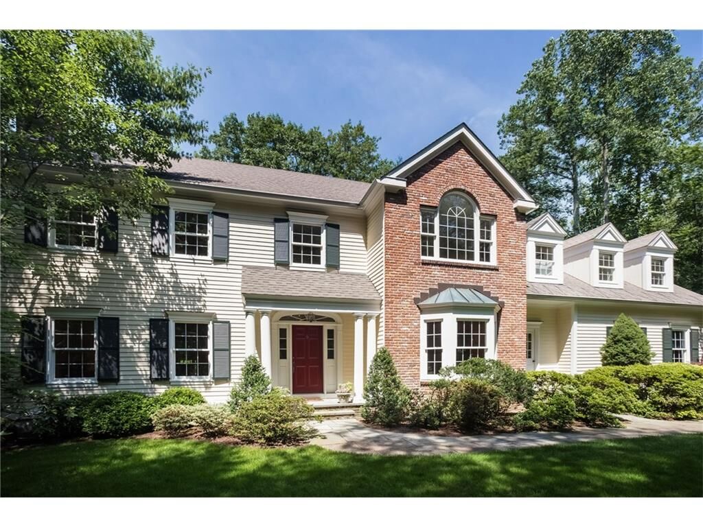 Property Photo:  38 Breeds Hill Place  CT 06897 