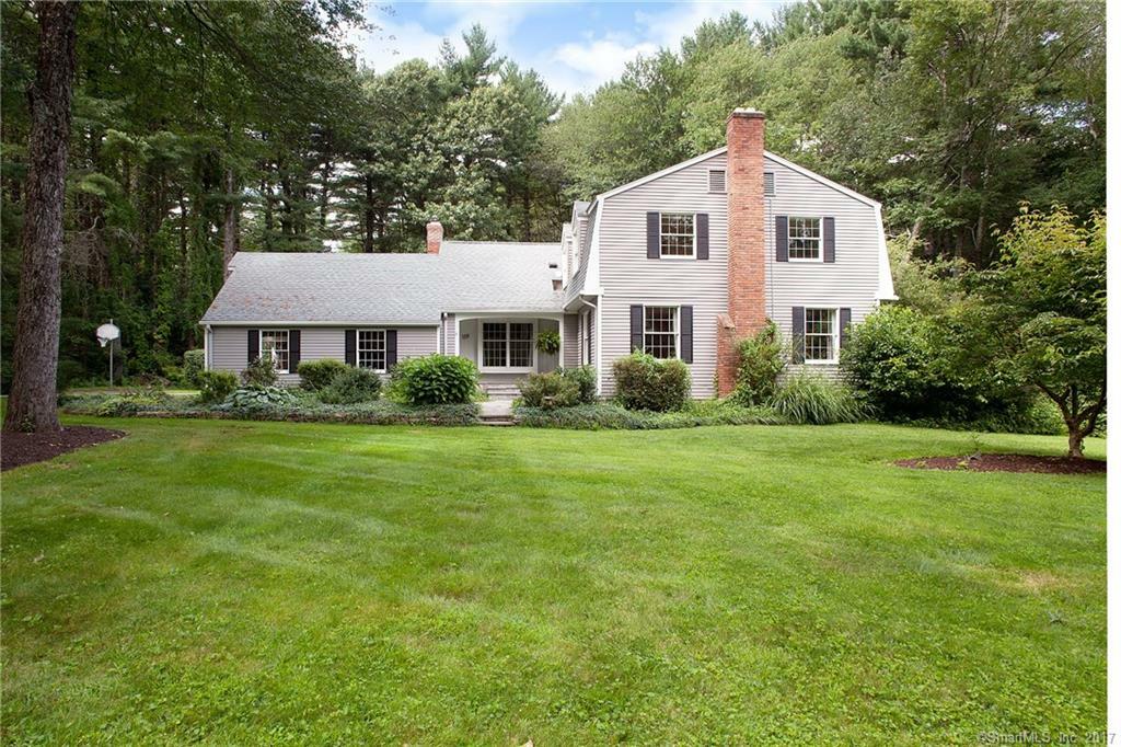 Property Photo:  10 Wyngate Lane  CT 06070 