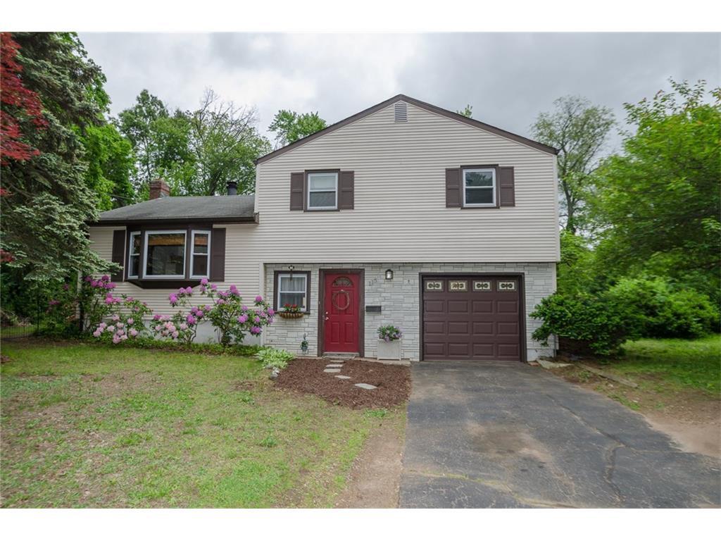 Property Photo: 115 Country Lane CT 06118