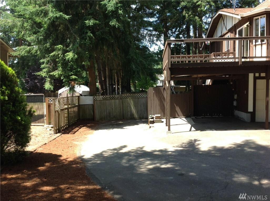 Property Photo:  4912 Sunset Dr. W  WA 98467 