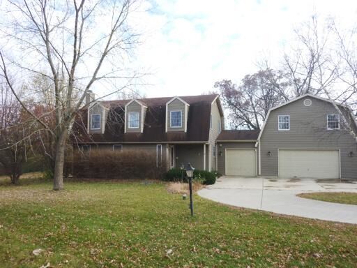 Property Photo:  45 Riverwood Drive  IL 60543 