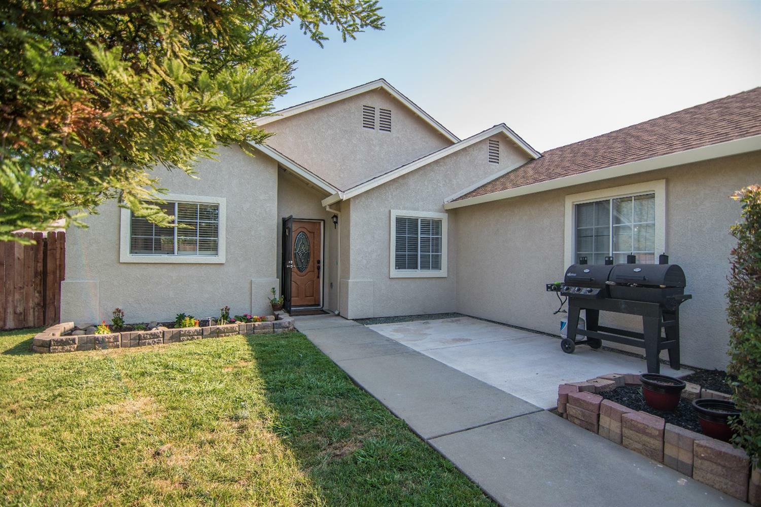 Property Photo:  767 Morgans Ranch Circle  CA 95632 