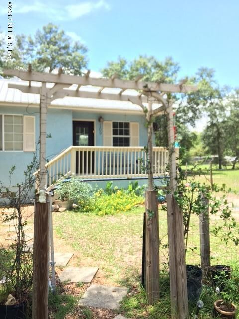 Property Photo:  109 Thralls Avenue  FL 32148 