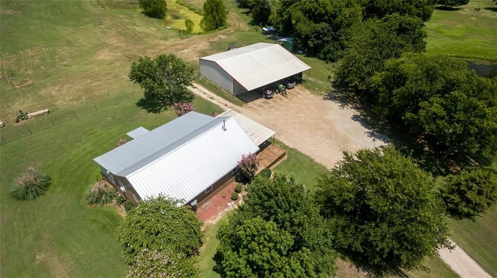 Property Photo:  19040 County Road 324  TX 75160 