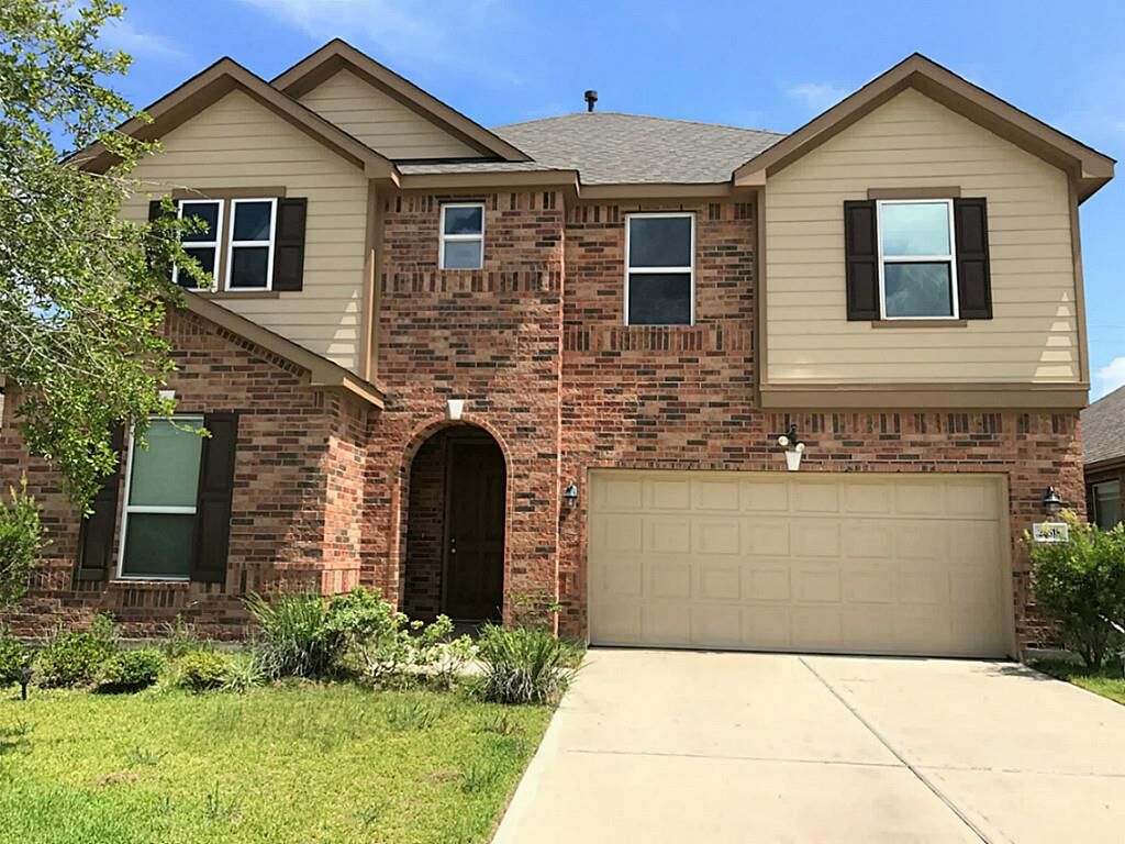 Property Photo: 28518 Cabrera Hill Lane TX 77494