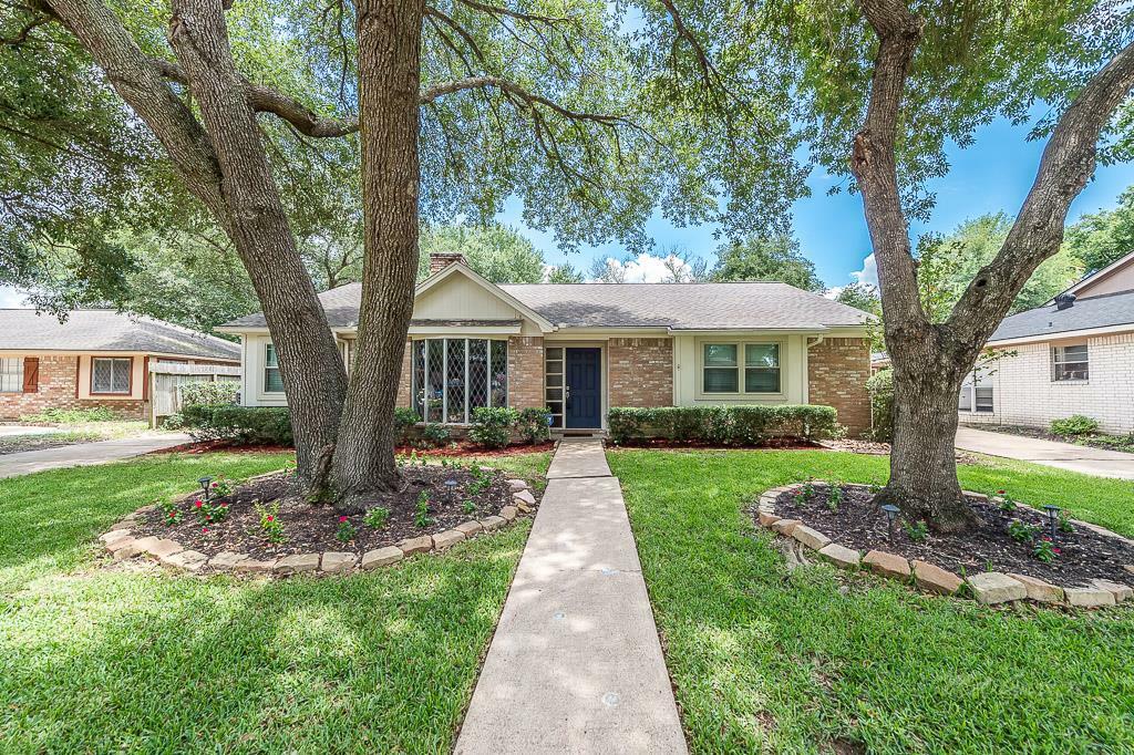 Property Photo: 21215 Park Wick Lane TX 77450