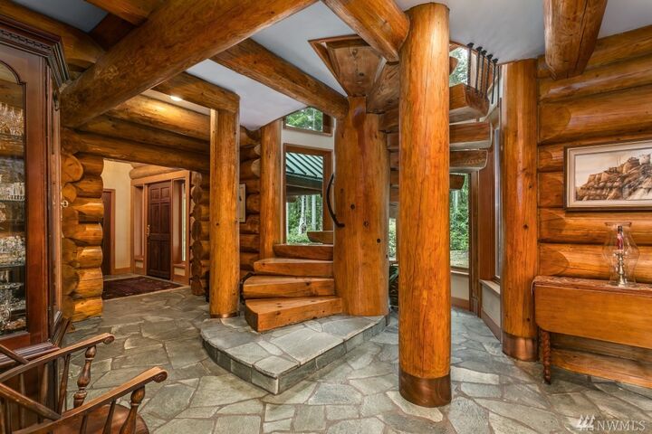 Property Photo:  1356 14th Ave  WA 98333 