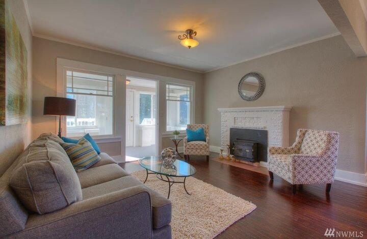 Property Photo:  7302 36th Ave SW  WA 98126 