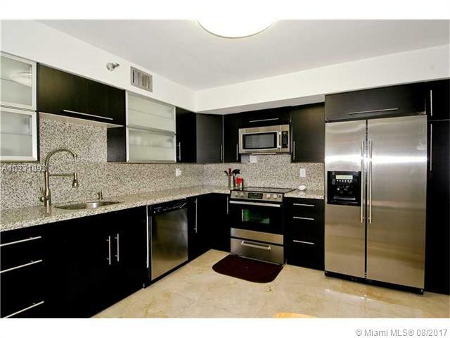 Property Photo: 3500 Mystic Pointe Dr 3202 FL 33180