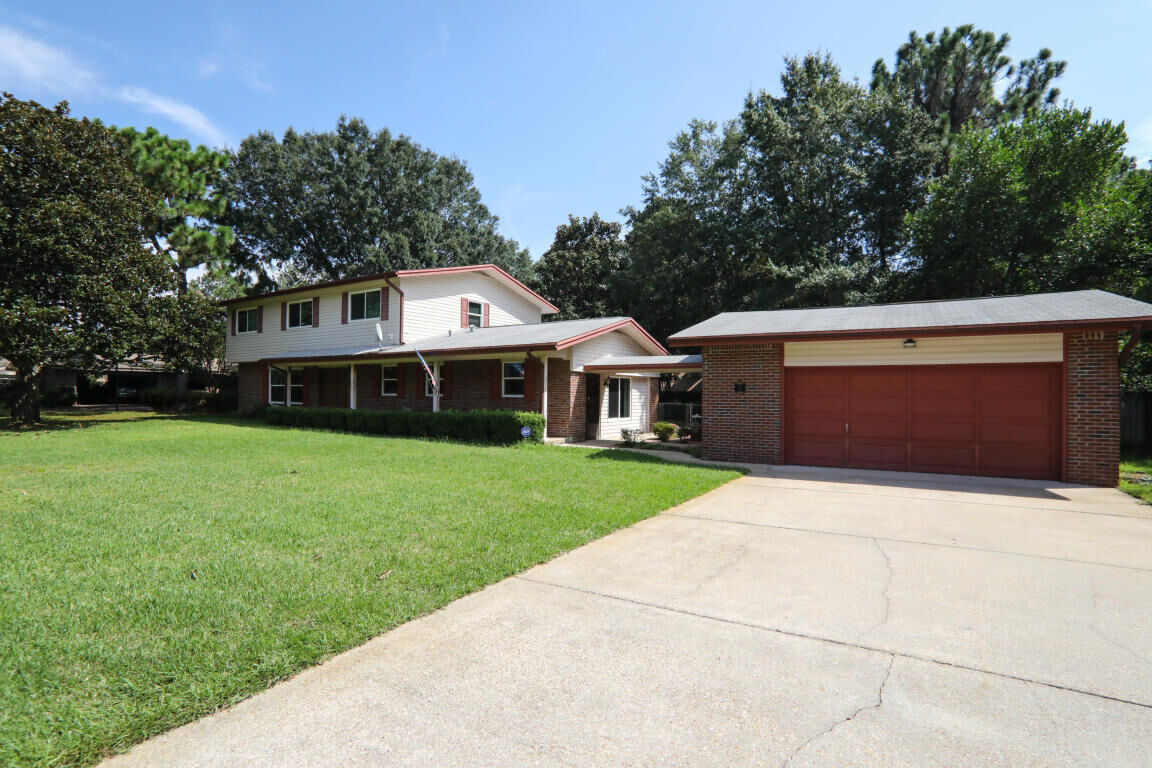 Property Photo: 4 Japonica Lane FL 32579