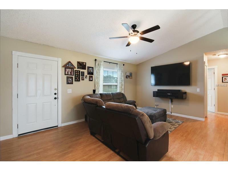 Property Photo:  2510 E Juliet Drive  FL 32738 