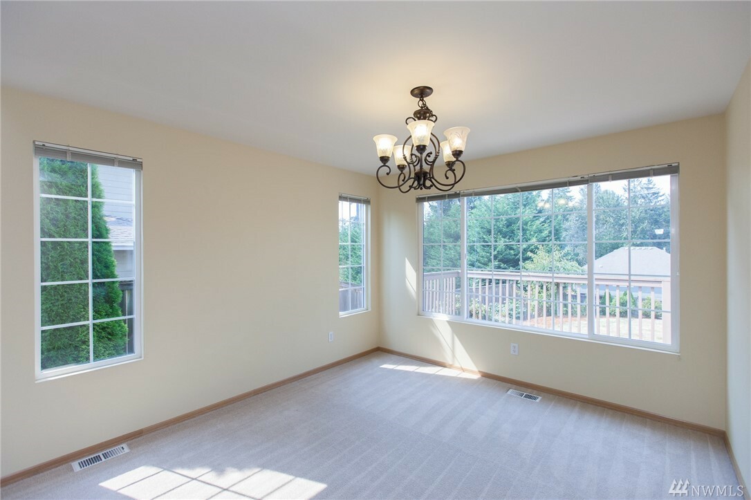 Property Photo: 5704 63rd Ave W WA 98467