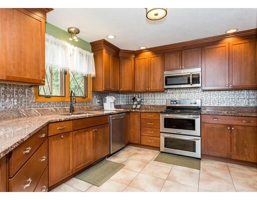 Property Photo:  140 Loomis Ridge  MA 01085 