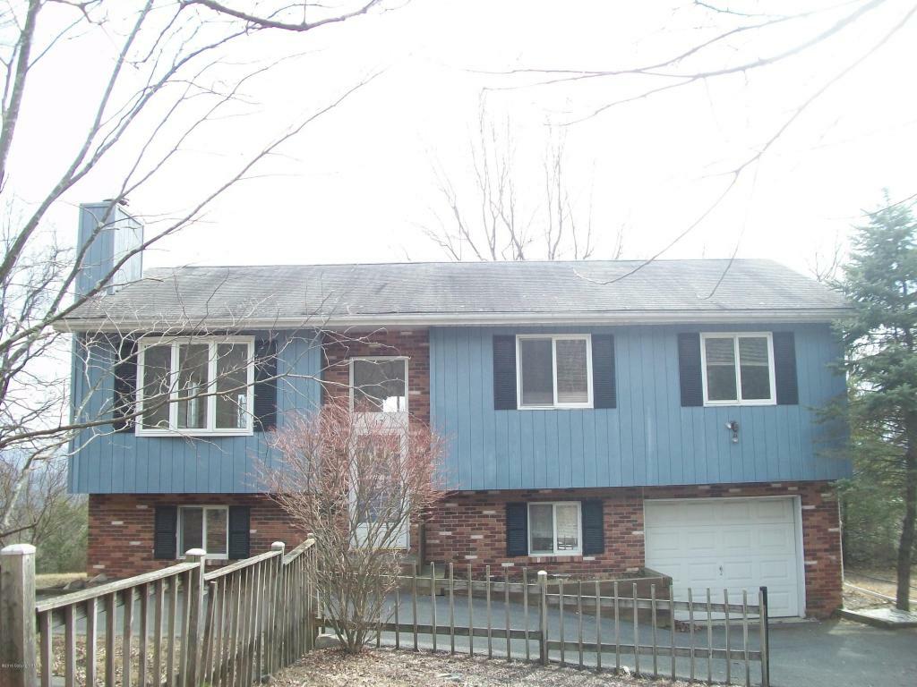 2167 Autumn Court  East Stroudsburg PA 18302 photo