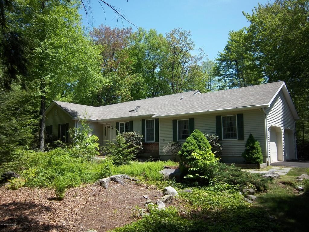 Property Photo: 5151 Goose Pond Road PA 18466