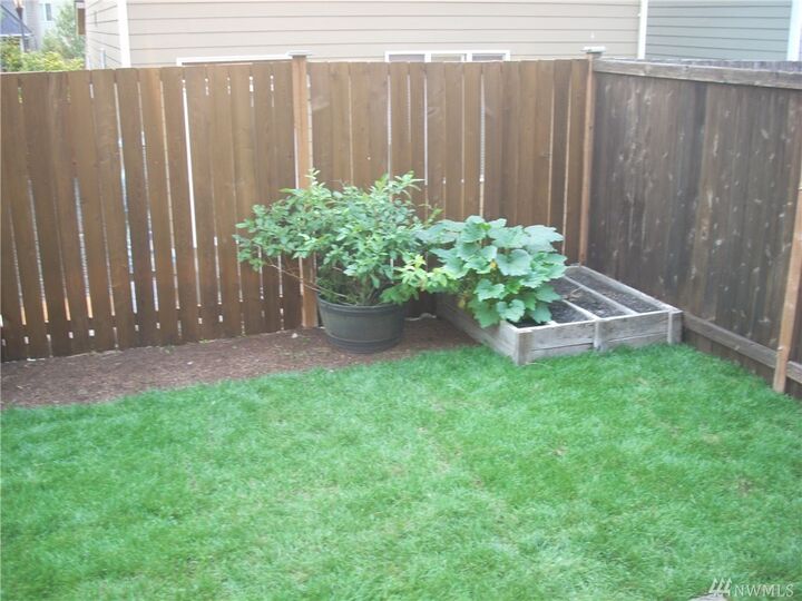 Property Photo: 17432 93rd Av Ct E WA 98375