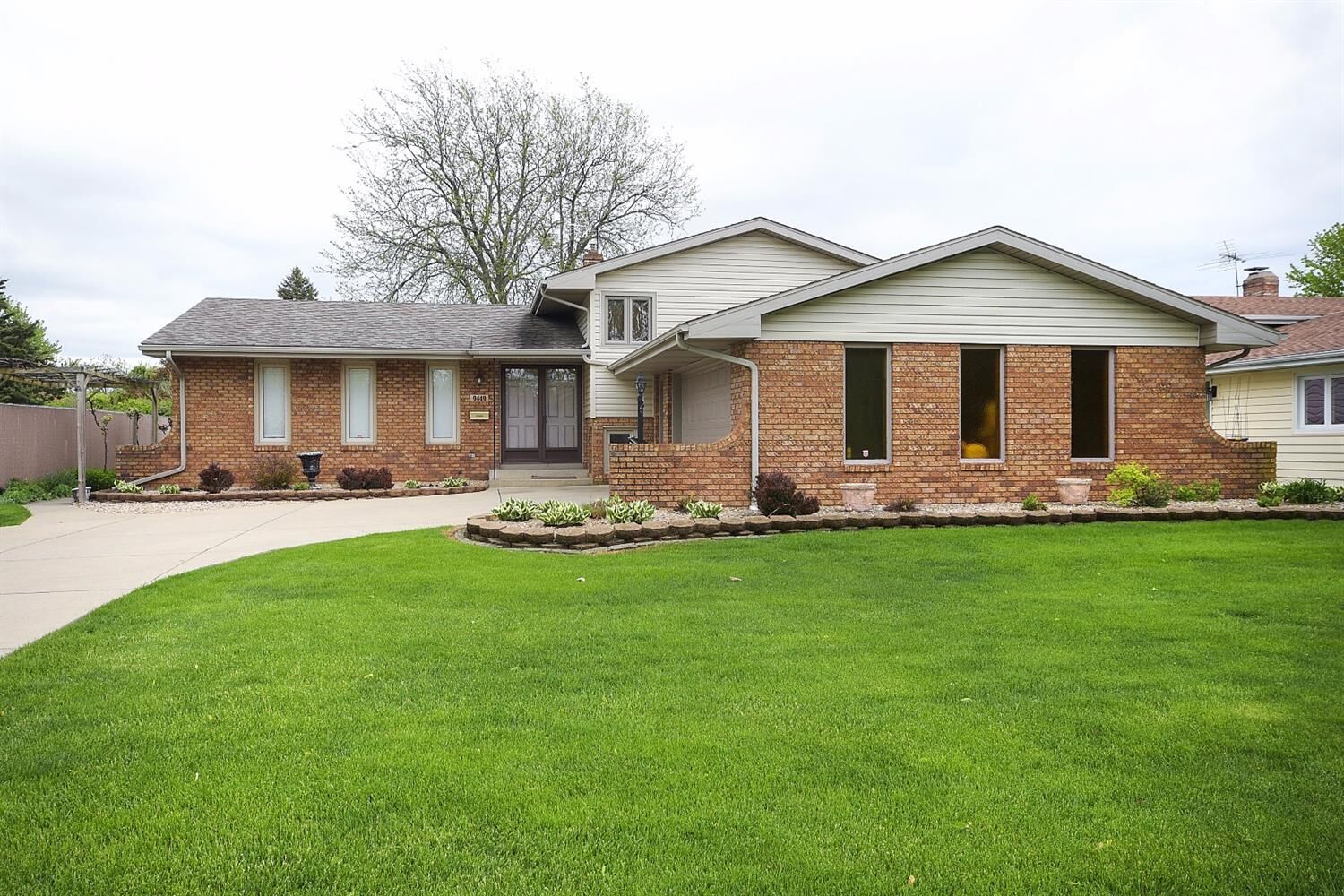 Property Photo:  9449 Cottonwood Drive  IN 46321 