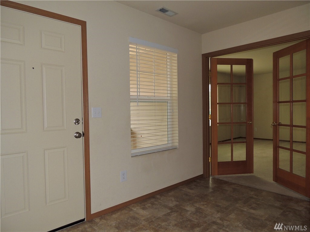 Property Photo: 4721 Mount Baker Lp WA 98273