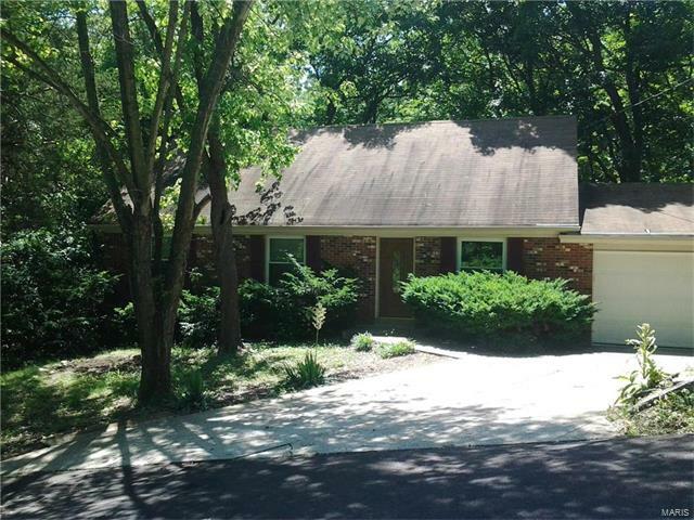 Property Photo: 1825 Lionheart Court 63357