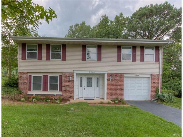 Property Photo:  807 Gaillard Court   63011 
