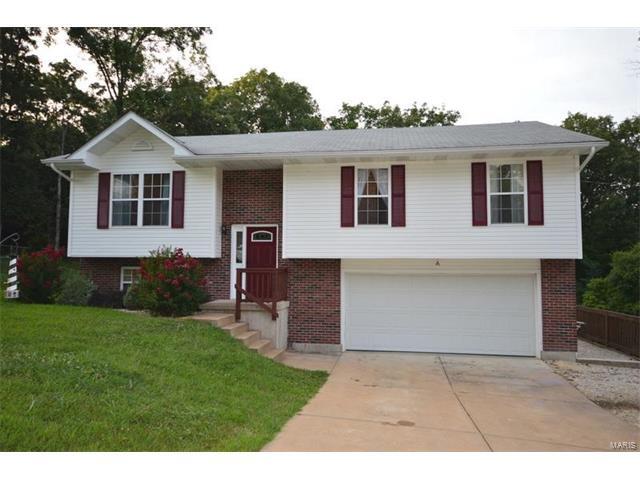 Property Photo: 4409 Mockingbird 63050