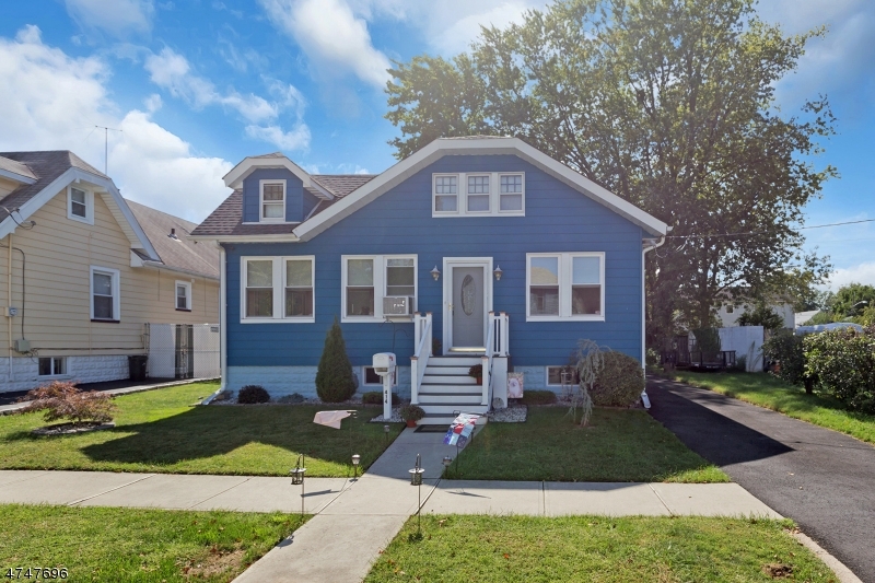 Property Photo:  414 Martin St  NJ 07203 