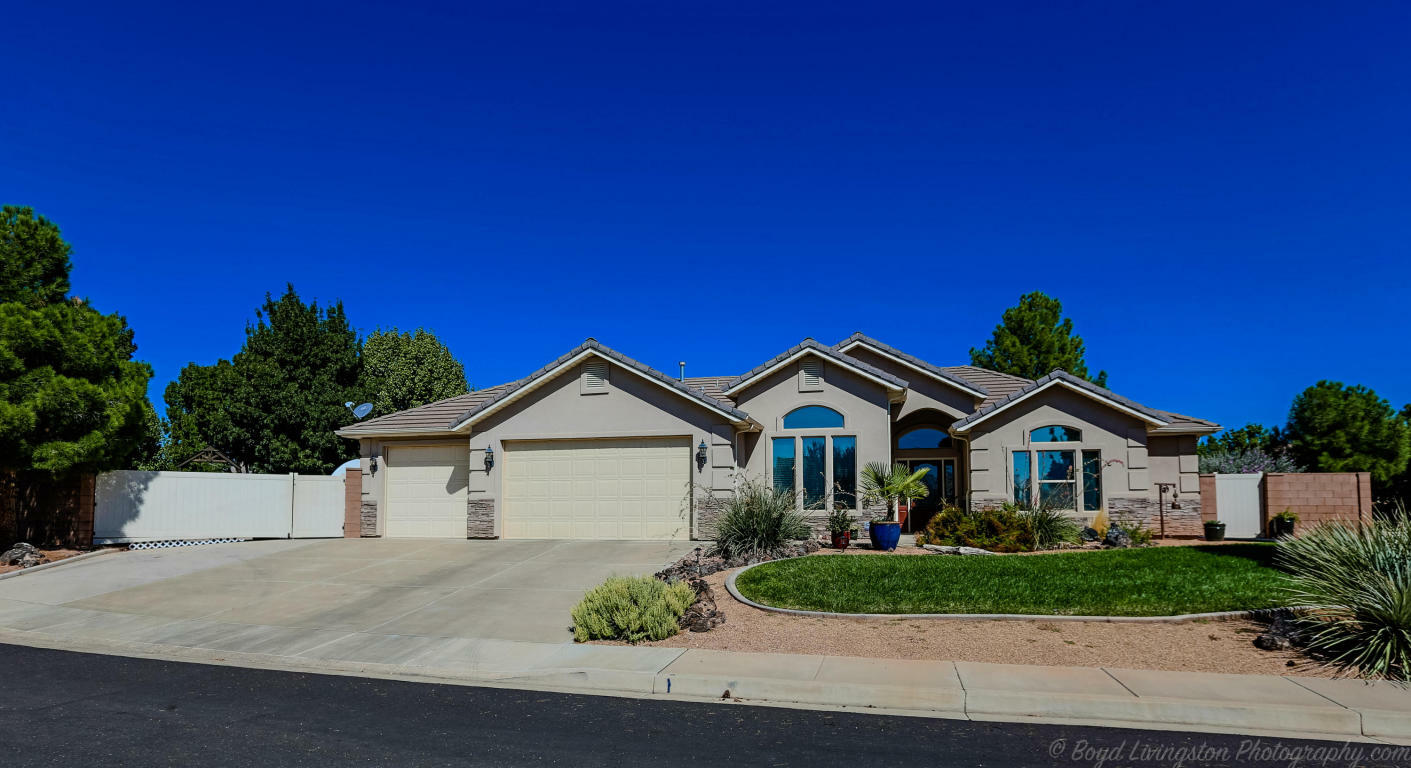 Property Photo:  2464 W Catawba Cir  UT 84765 