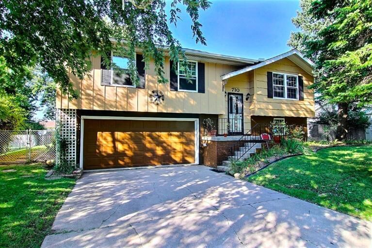 Property Photo: 710 Apache IN 46356