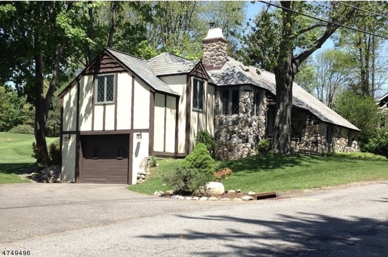 Property Photo: 463 W Shore Trl NJ 07871