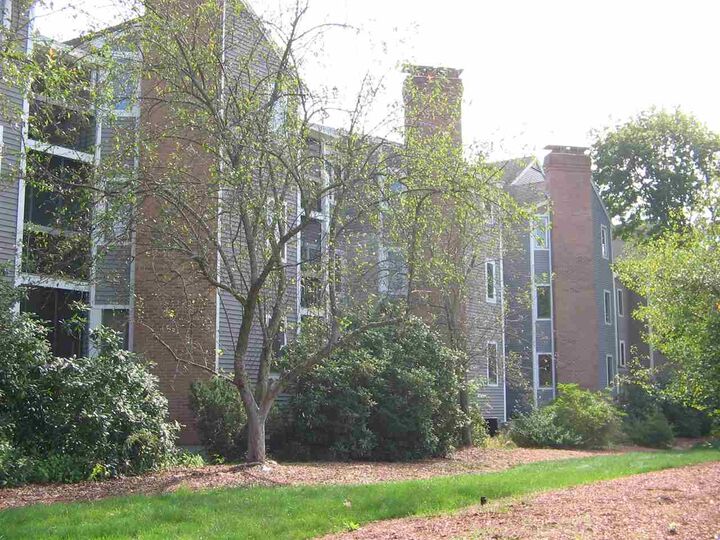 Property Photo: 110 Coliseum Avenue 202 NH 03063