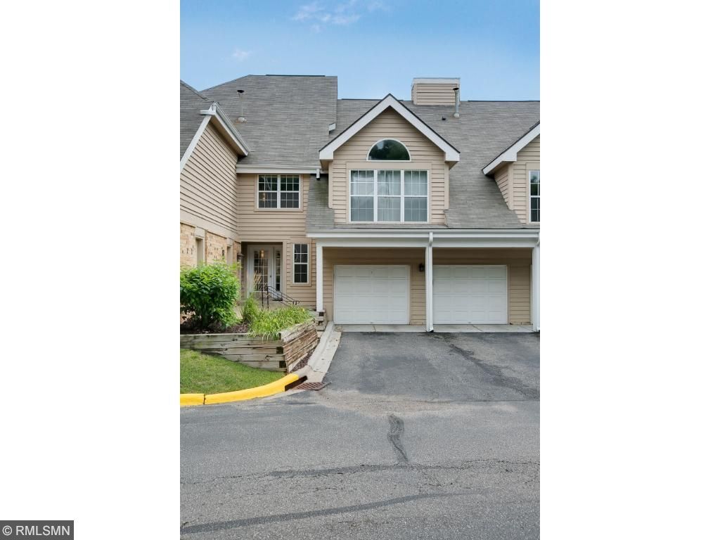 Property Photo:  5978 Chasewood Parkway 203  MN 55343 