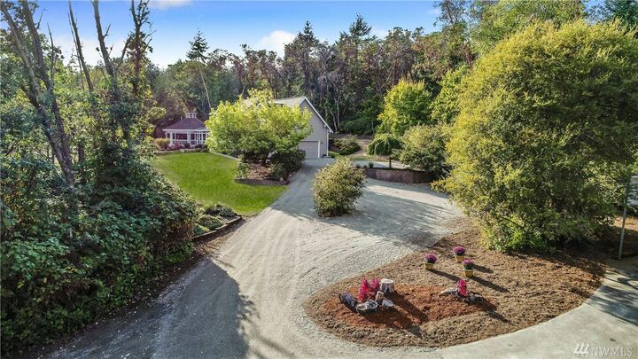 Property Photo: 24125 47th Ave SW WA 98070