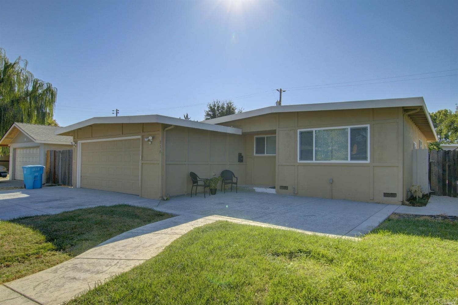 318 Havasu Drive  Vacaville CA 95687 photo