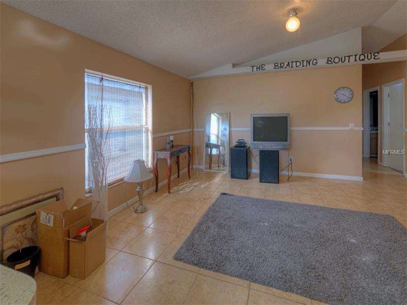 Property Photo: 7164 Edgewater Shores Court FL 32810