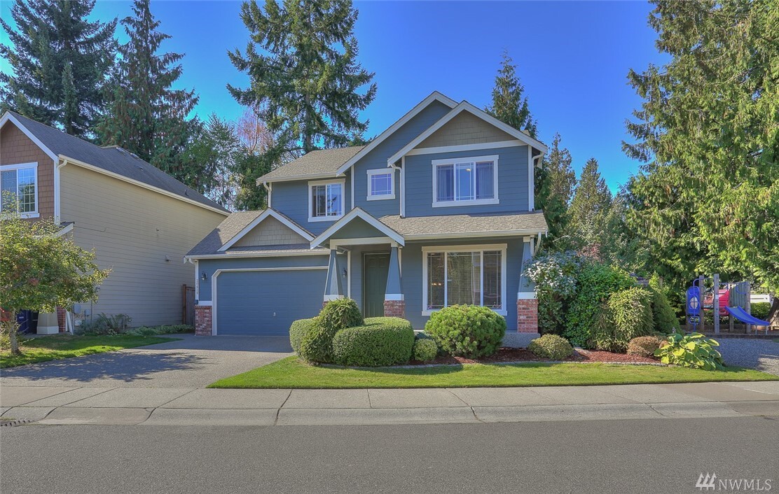 Property Photo: 20416 11th Ave W WA 98036