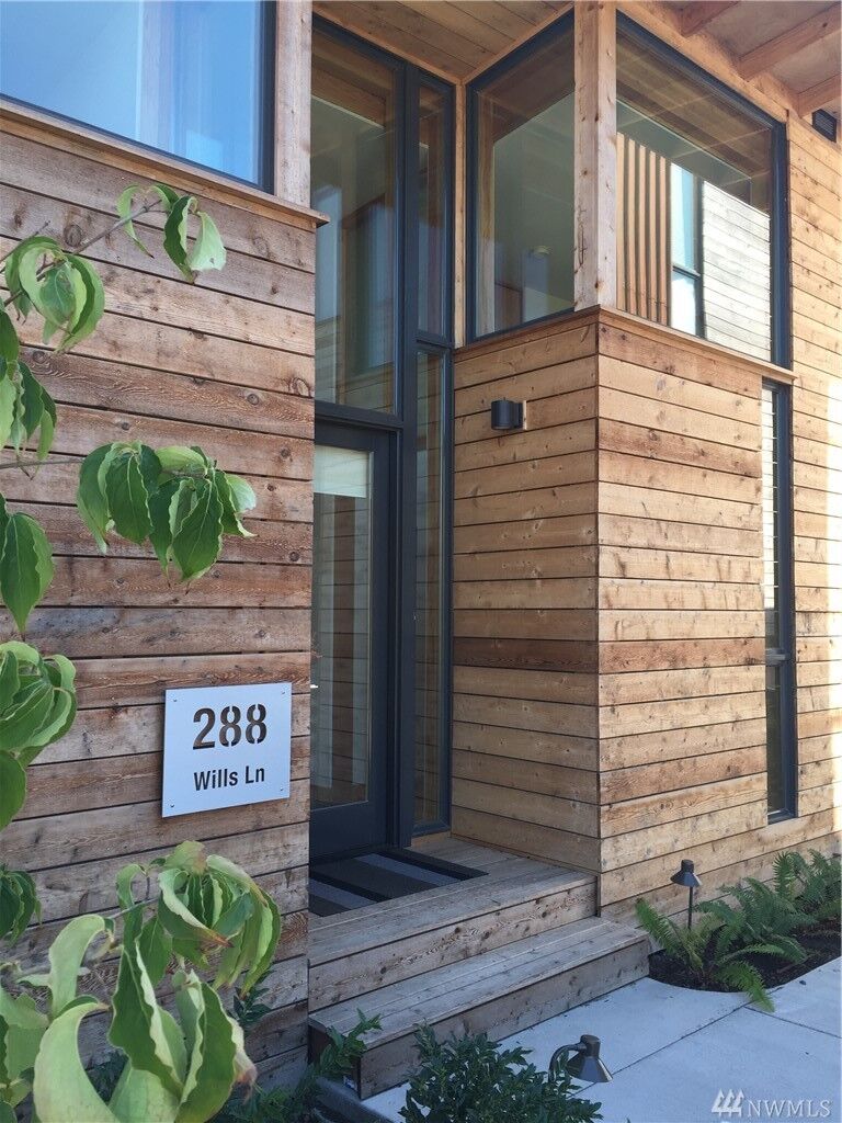 Property Photo:  288 Wills Lane  WA 98110 