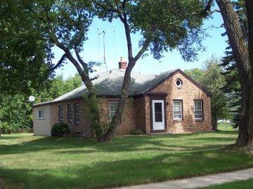 Property Photo:  4614 W Green Tree Rd  WI 53223 