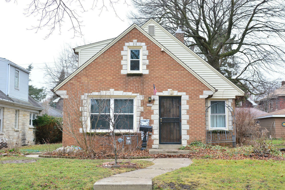 Property Photo: 3463 N Dousman St WI 53212