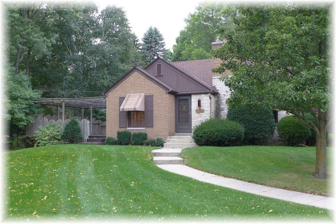 Property Photo: 4446 N Main St WI 53402-2837