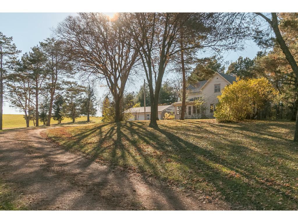 Property Photo: 1425 County Road 24 MN 55356