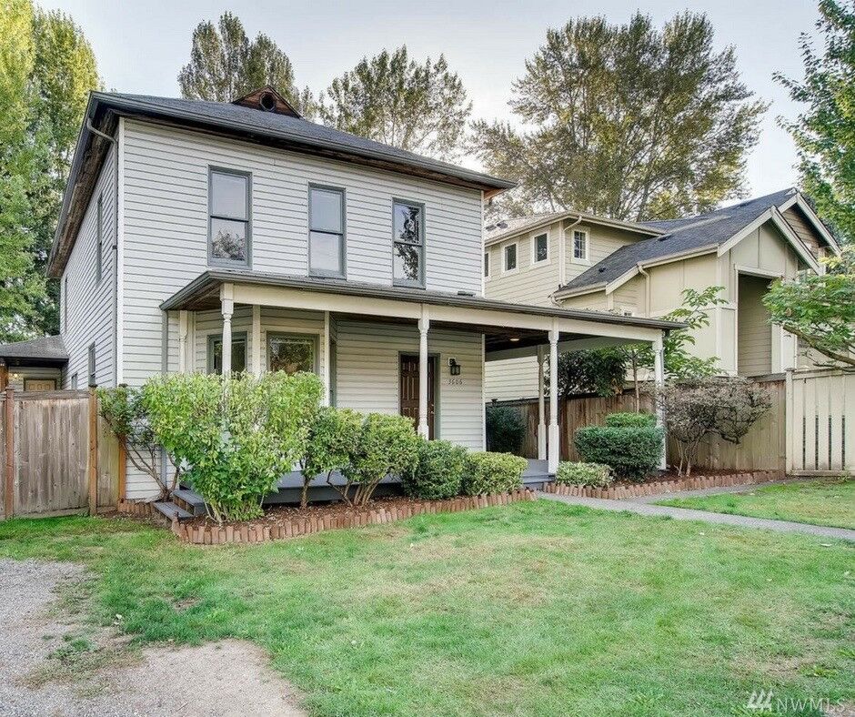 House for sale in Renton 3606 Meadow Ave N, Renton, WA 98056