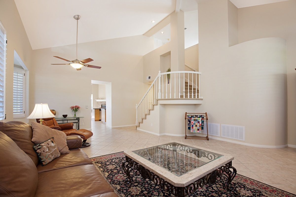 Property Photo: 2815 Vista Mariana CA 92009