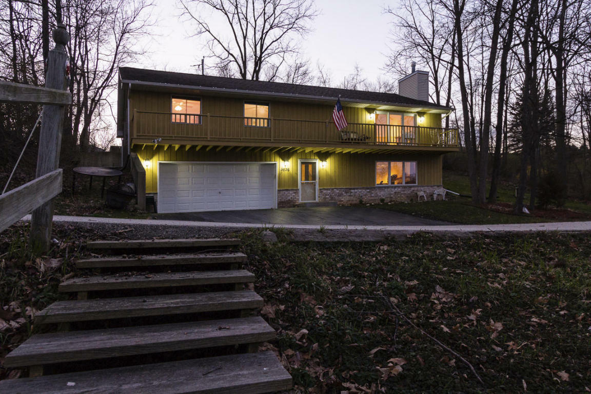 Property Photo: 5636 Court Ln WI 53185