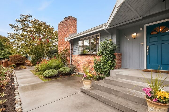 5807 6th Ave NW  Seattle WA 98107 photo