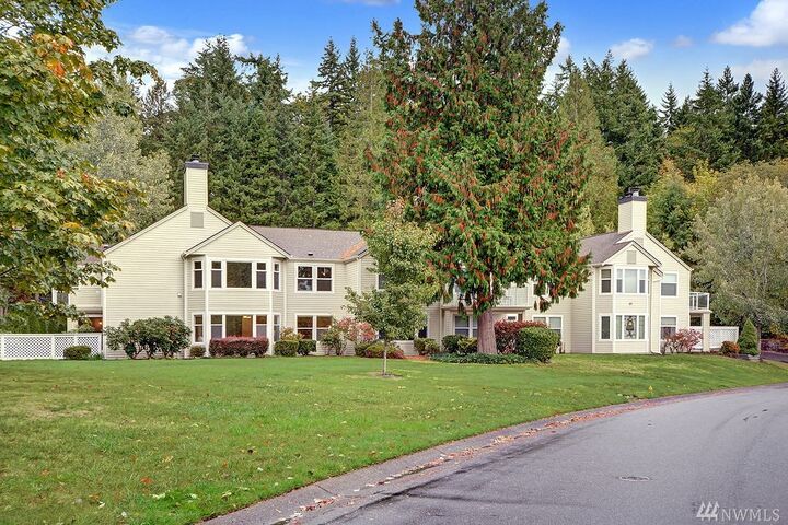 22486 SE 42nd Terr 1196  Issaquah WA 98029 photo