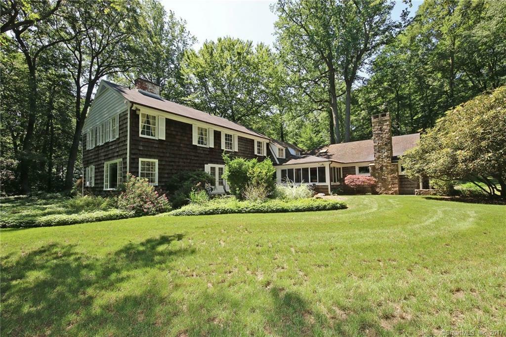 Property Photo:  25 Lantern Hill Road  CT 06612 