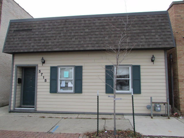 Property Photo: 5715 W Burnham St WI 53219-1522