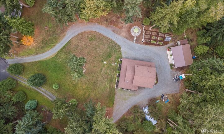 Property Photo: 1359 Hawthorne Place WA 98239