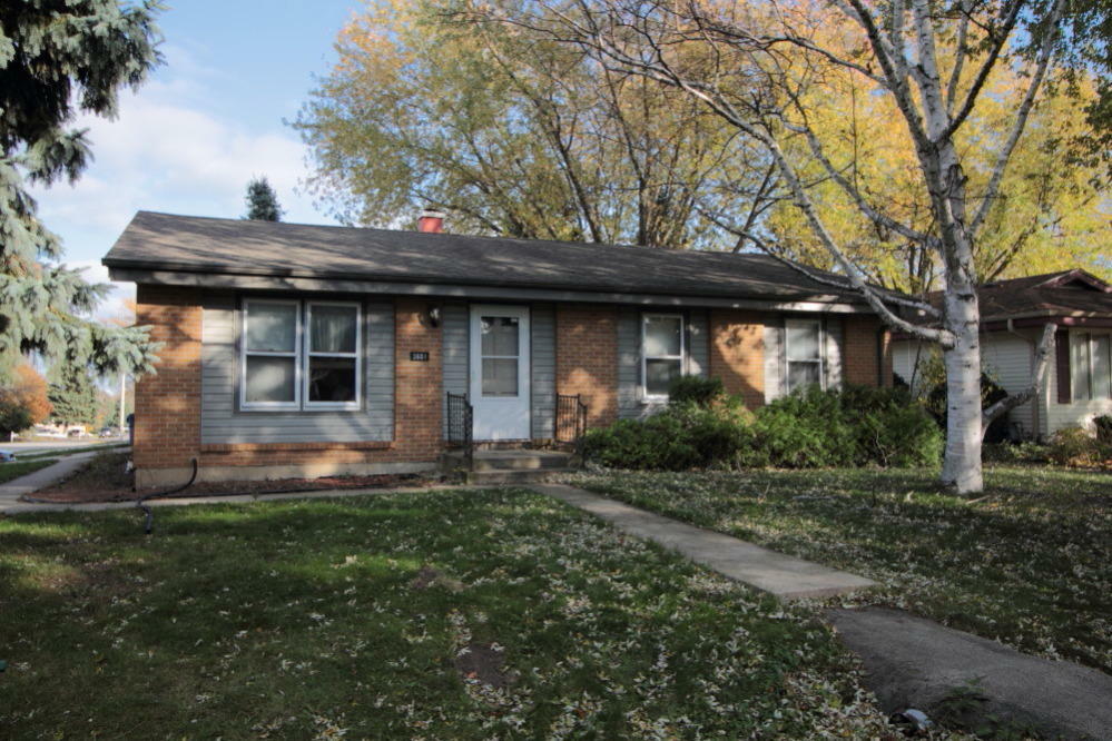 Property Photo:  3601 Clairmont St  WI 53406-5343 