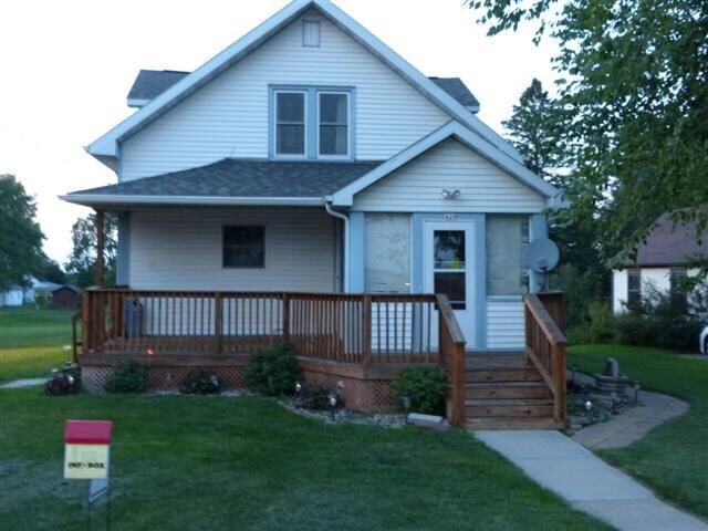 Property Photo:  429 Front St  WI 54619 